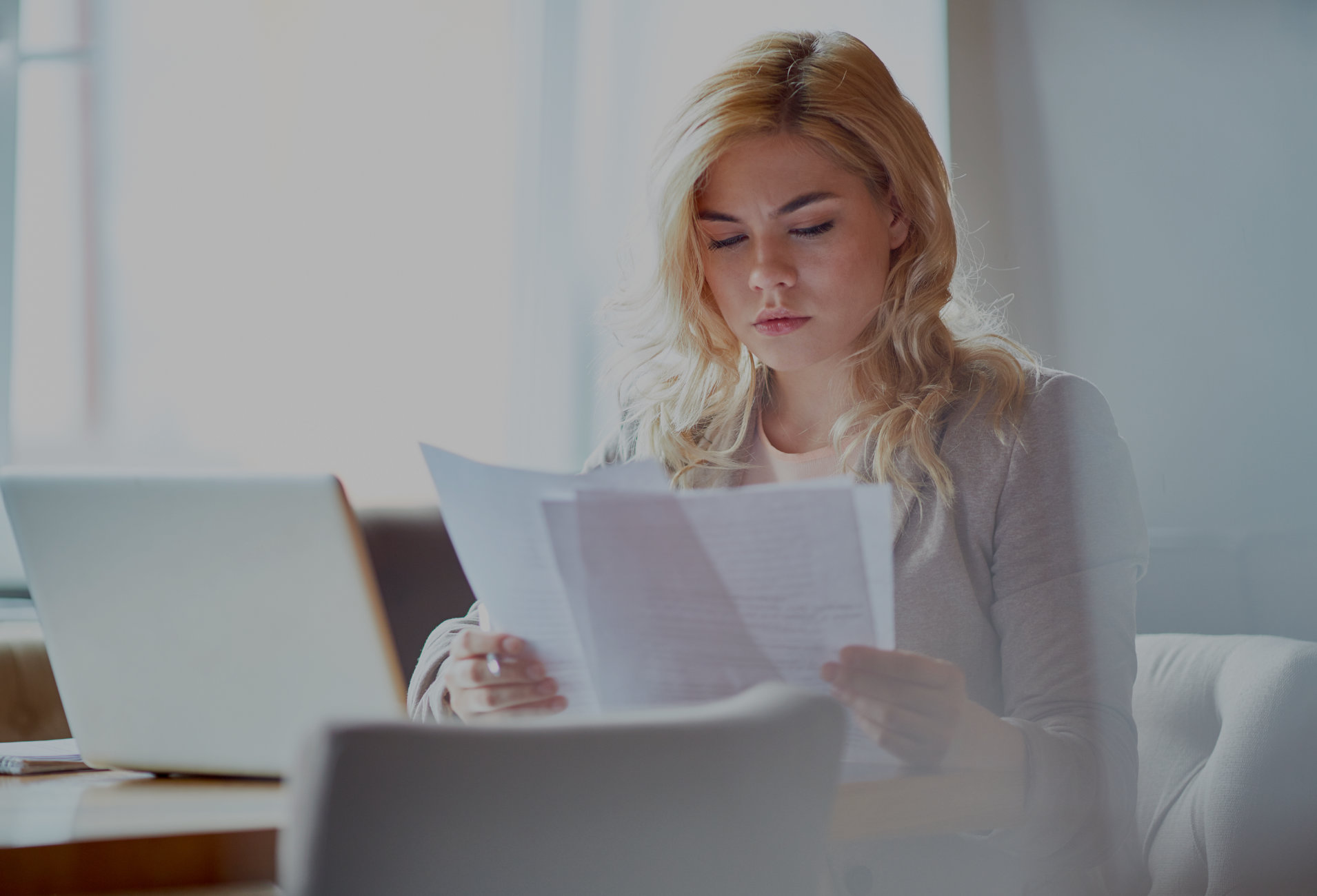 Szukanie danych w umowie